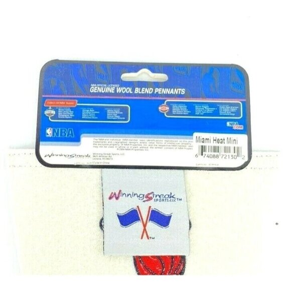 NBA Miami Heat Team Logo Wool Mini Basketball Pennant Winning Streak 2004 6x15 - Picture 4 of 4